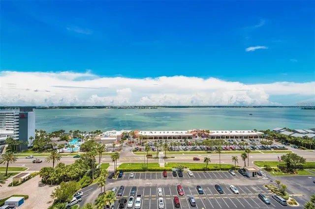 $4,000 | 1230 Gulf Boulevard, Unit 1402, Clearwater Beach, FL 33767