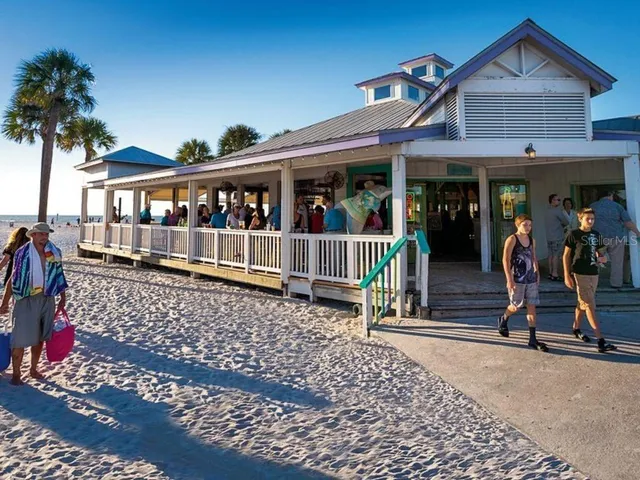 $4,000 | 1230 Gulf Boulevard, Unit 1402, Clearwater Beach, FL 33767