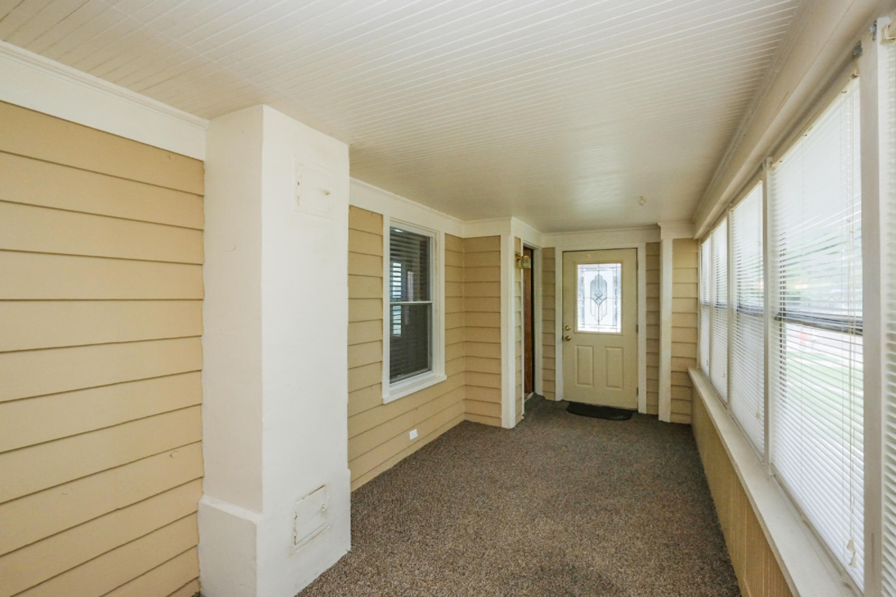 818 Reed Avenue Kalamazoo, MI 49001 - Photo 3 of 26 818 Reed-3