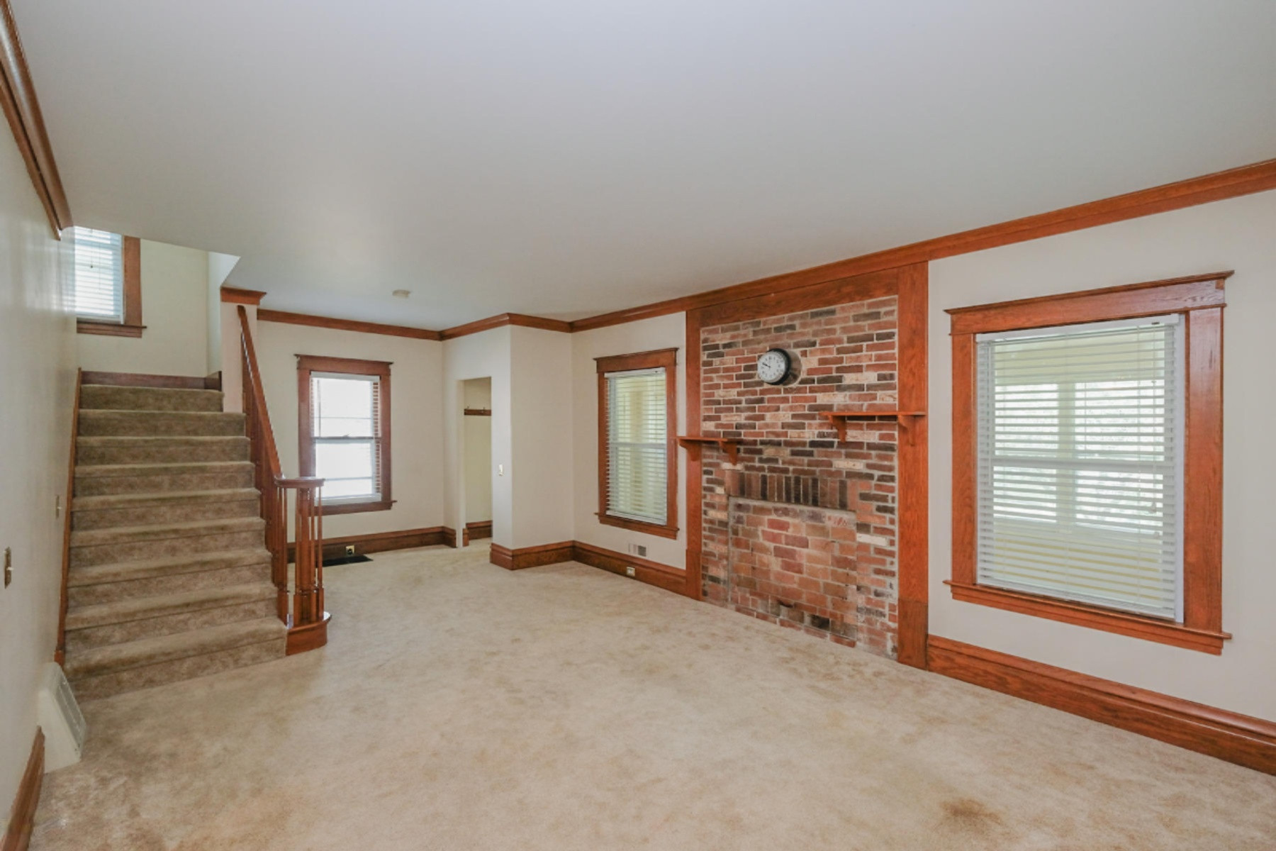 818 Reed Avenue Kalamazoo, MI 49001 - Photo 4 of 26 818 Reed-4