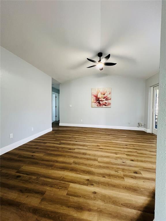 12195 71st Way Largo, FL 33773 - Photo 12 of 30