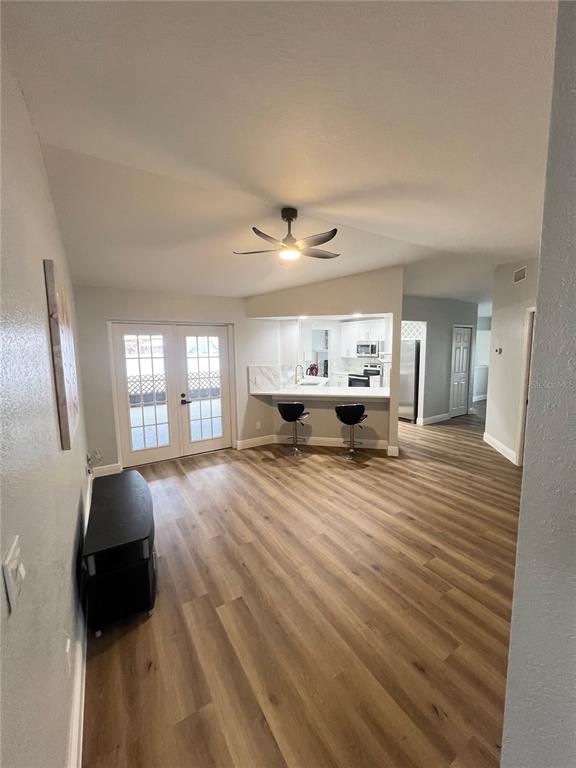 12195 71st Way Largo, FL 33773 - Photo 7 of 31