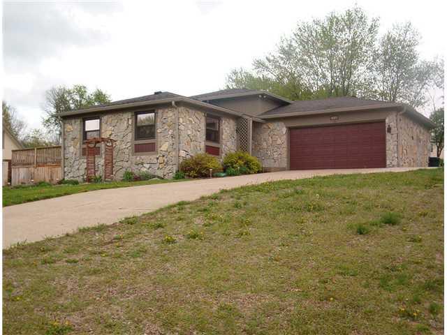5321 Brer Rabbit Court Greenwood, IN 46143 - Photo 1 of 20 Gallery Image 1