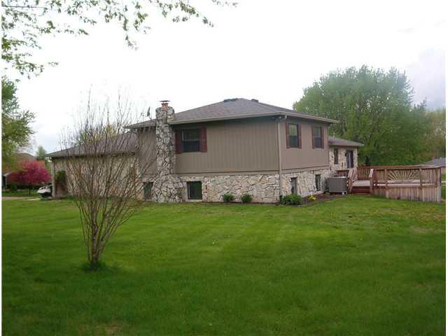 5321 Brer Rabbit Court Greenwood, IN 46143 - Photo 19 of 20 Gallery Image 19