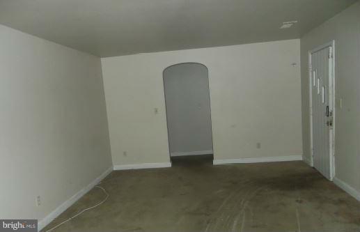 7038 Windsor Mill Road Baltimore, MD 21207 - Photo 4 of 8 Interior (General)