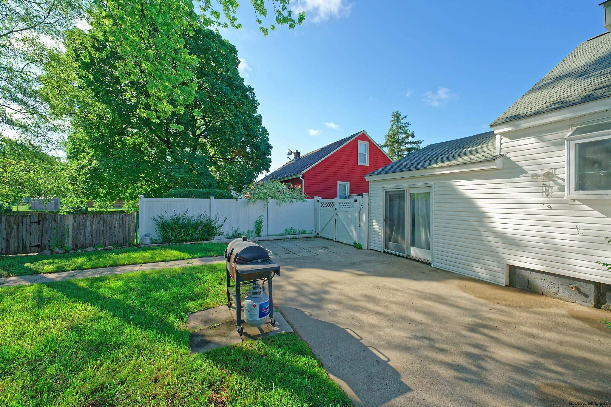 2036 Cardiff Road Rotterdam, NY 12303 - Photo 30 of 31 Photo 30