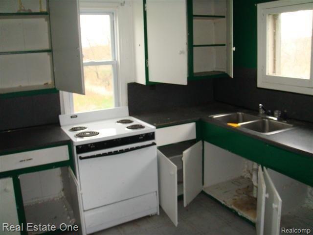 3444 Berry Road Ypsilanti, MI 48198 - Photo 4 of 11 DSC07494 (Small)