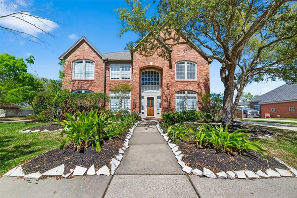 $560,000 | 4303 Noble Oak Trail, Houston, TX 77059
