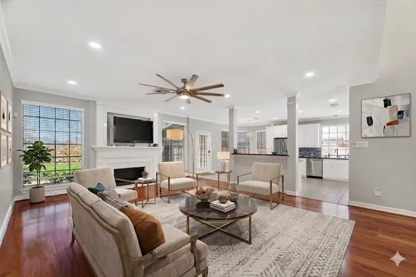 $560,000 | 4303 Noble Oak Trail, Houston, TX 77059