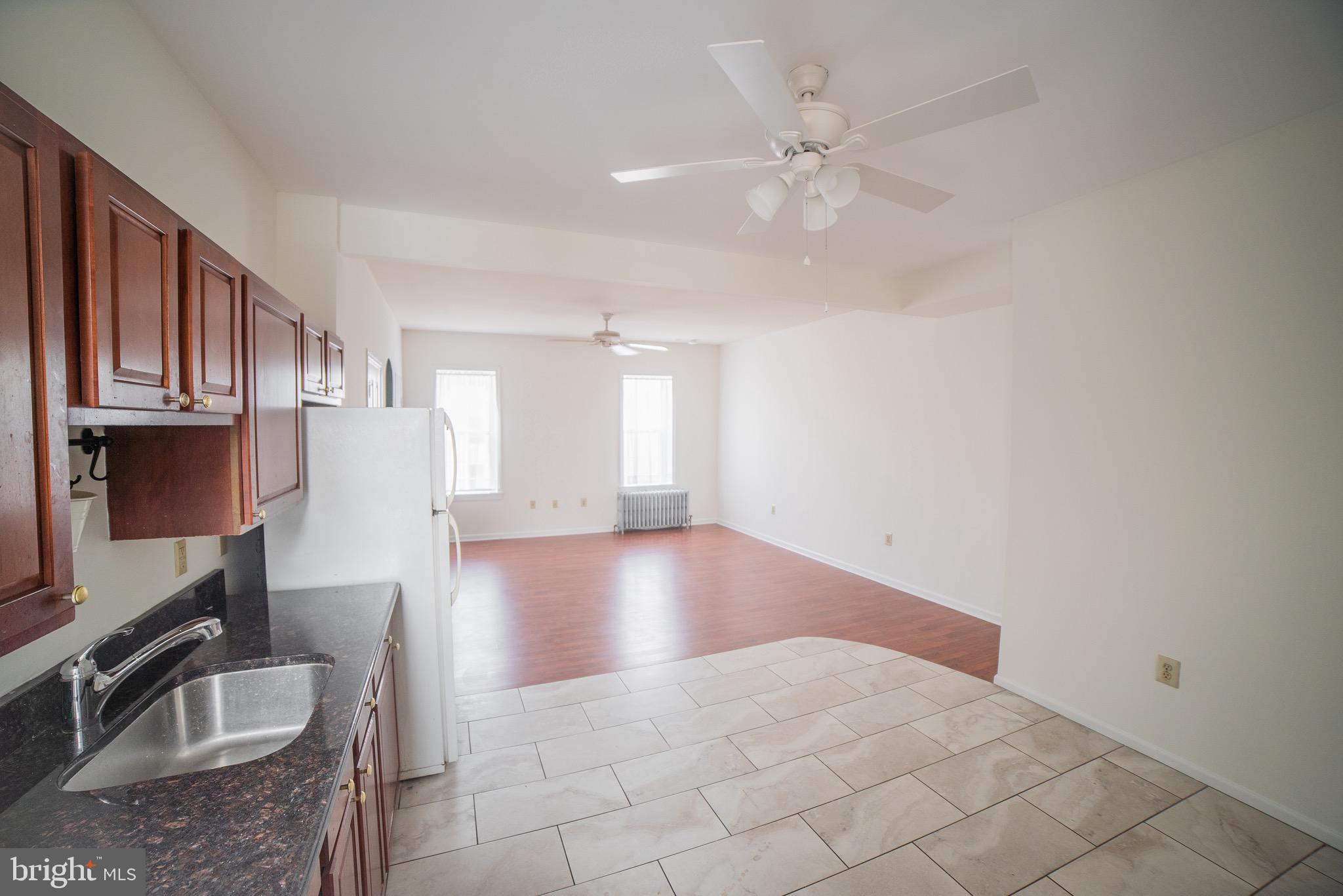 2422 Poplar Street, Unit 3 Philadelphia, PA 19130 - Photo 4 of 24