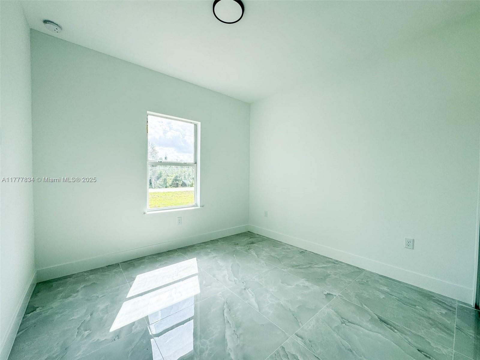 852 Belden Avenue Lehigh Acres, FL 33974 - Photo 18 of 22