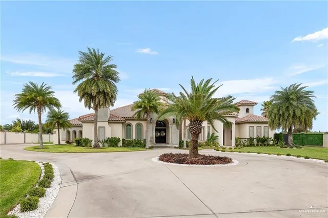 $1,900,000 | 702 West Moore Road, Pharr, TX 78577