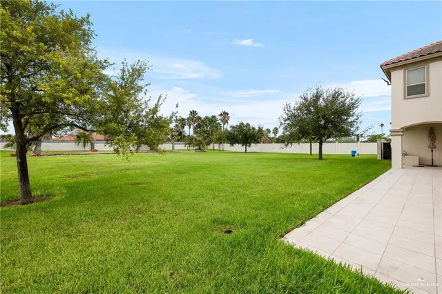 $1,900,000 | 702 West Moore Road, Pharr, TX 78577