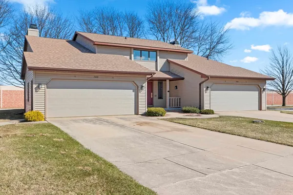 $150,000 | 2409 Cedar Ridge, Unit C, Green Bay, WI 54313