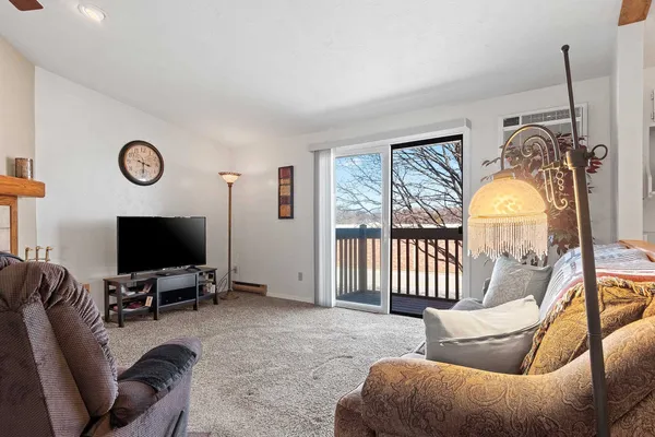 $150,000 | 2409 Cedar Ridge, Unit C, Green Bay, WI 54313