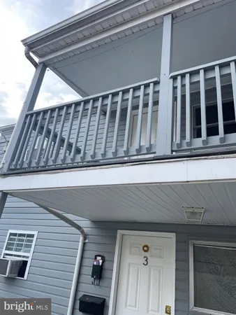 a close view of wooden floor