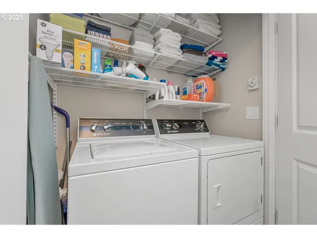 $525,000 | 8810 Southeast 12th Avenue, Portland, OR 97202