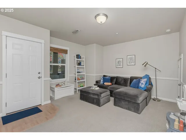 $525,000 | 8810 Southeast 12th Avenue, Portland, OR 97202