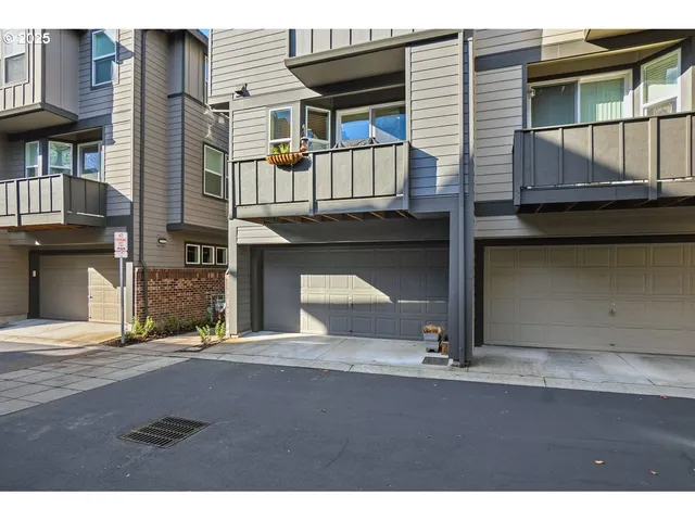 $525,000 | 8810 Southeast 12th Avenue, Portland, OR 97202