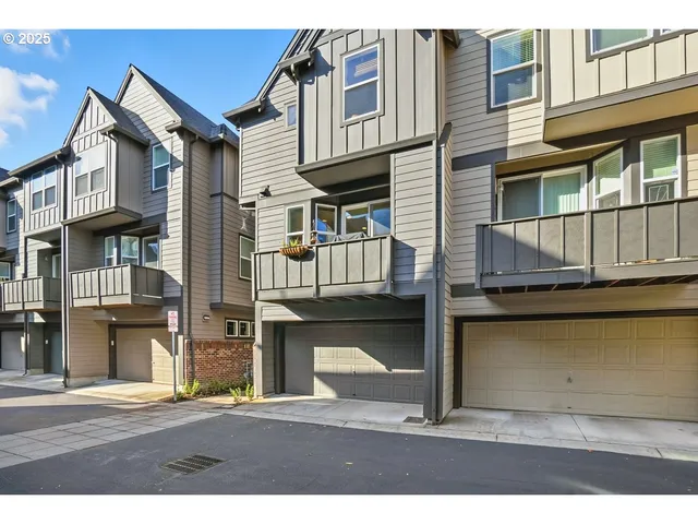 $525,000 | 8810 Southeast 12th Avenue, Portland, OR 97202