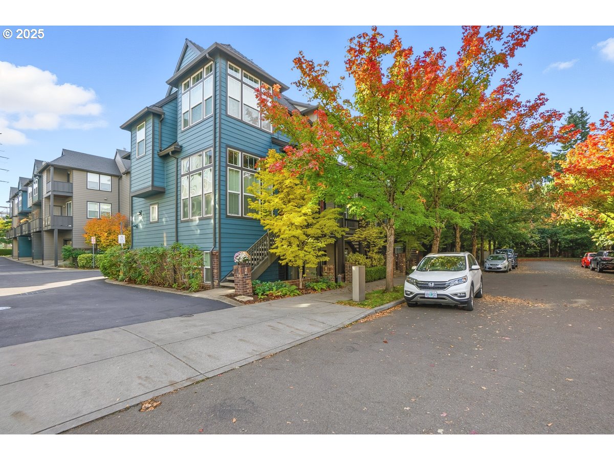 8810 Southeast 12th Avenue Portland, OR 97202 - Photo 46 of 47 a view of a street with a cars parked in front of it