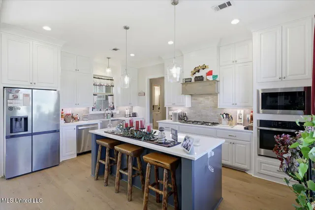 $575,000 | 173 Fallen Oaks Drive, Brandon, MS 39047