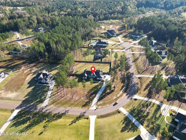 $575,000 | 173 Fallen Oaks Drive, Brandon, MS 39047