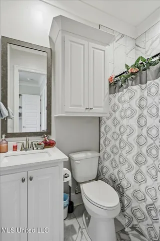 $560,000 | 173 Fallen Oaks Drive, Brandon, MS 39047