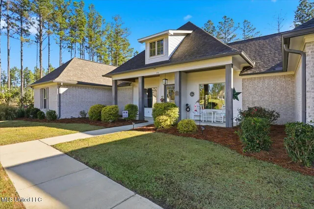 $575,000 | 173 Fallen Oaks Drive, Brandon, MS 39047