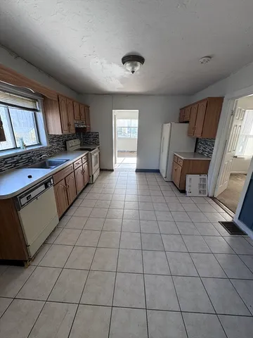 $499,900 | 20 Buckminster Street, Framingham, MA 01702