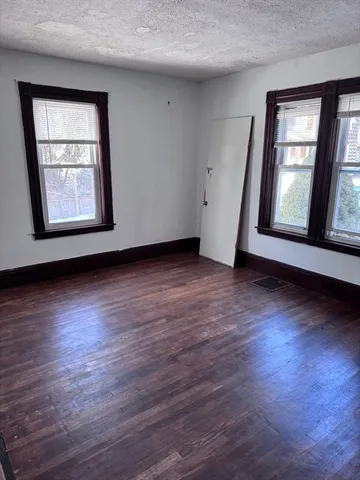 $499,900 | 20 Buckminster Street, Framingham, MA 01702