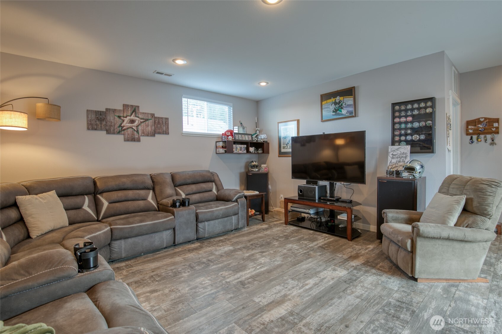 218 B Street Cosmopolis, WA 98537 - Photo 5 of 39 Gallery Image 5