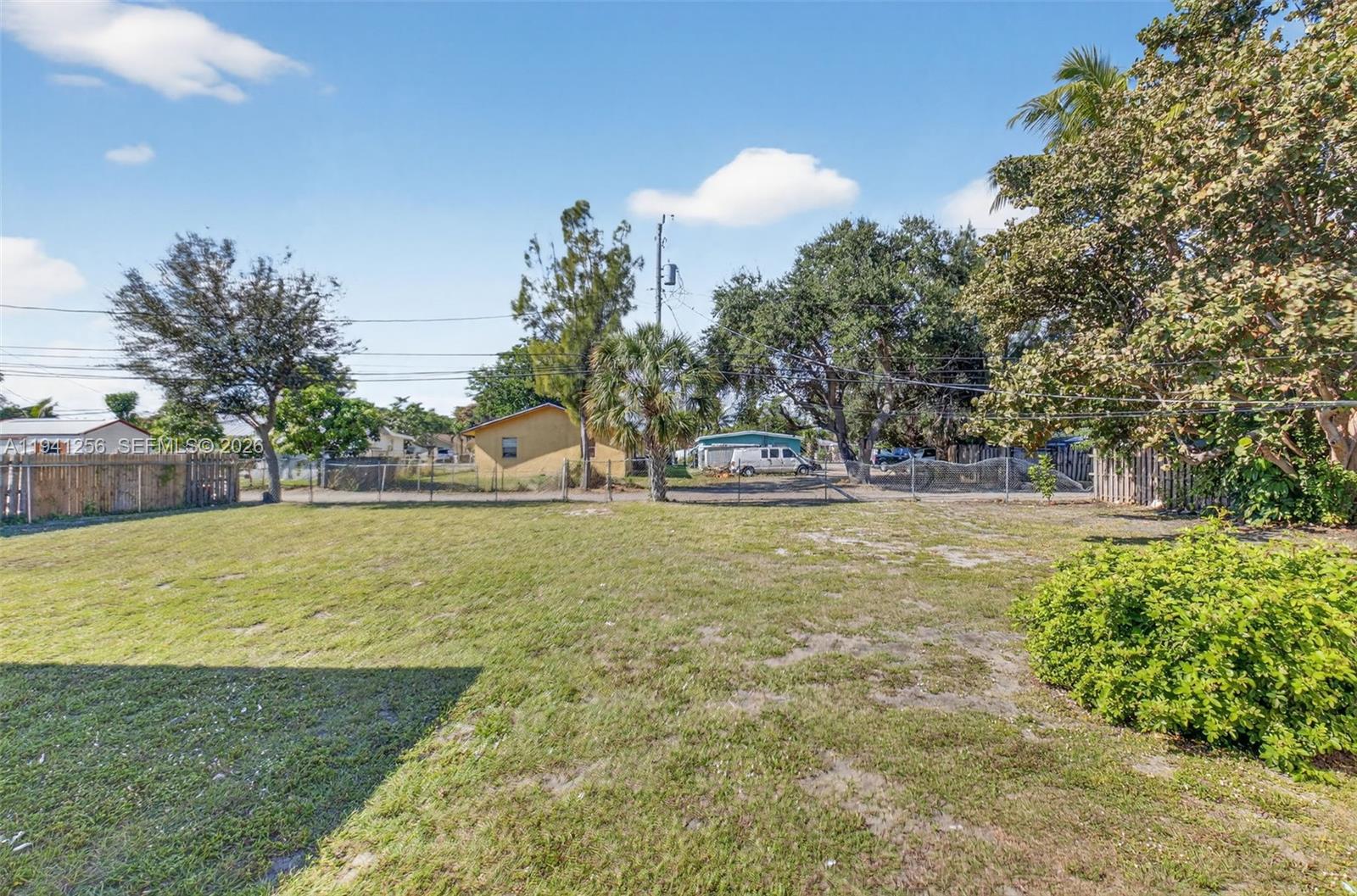 136 Southwest 8th Avenue Delray Beach, FL 33444 - Photo 5 of 22 Photo 5
