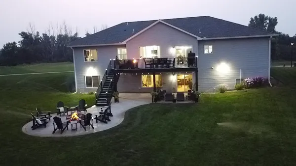 $800,000 | 2046 162nd Avenue Northeast, Andover, MN 55304