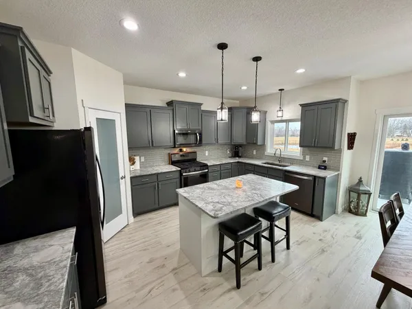 $800,000 | 2046 162nd Avenue Northeast, Andover, MN 55304