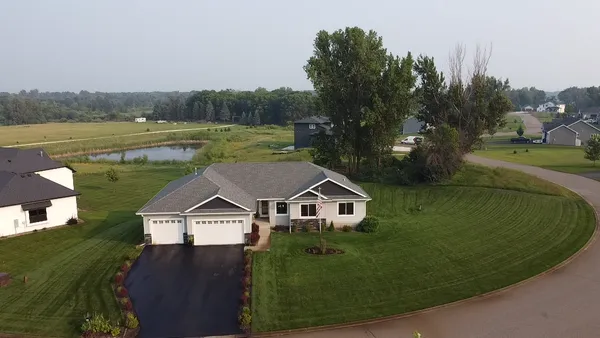$800,000 | 2046 162nd Avenue Northeast, Andover, MN 55304