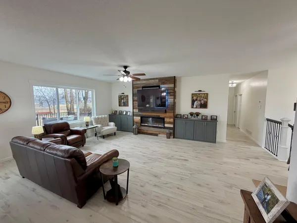 $800,000 | 2046 162nd Avenue Northeast, Andover, MN 55304