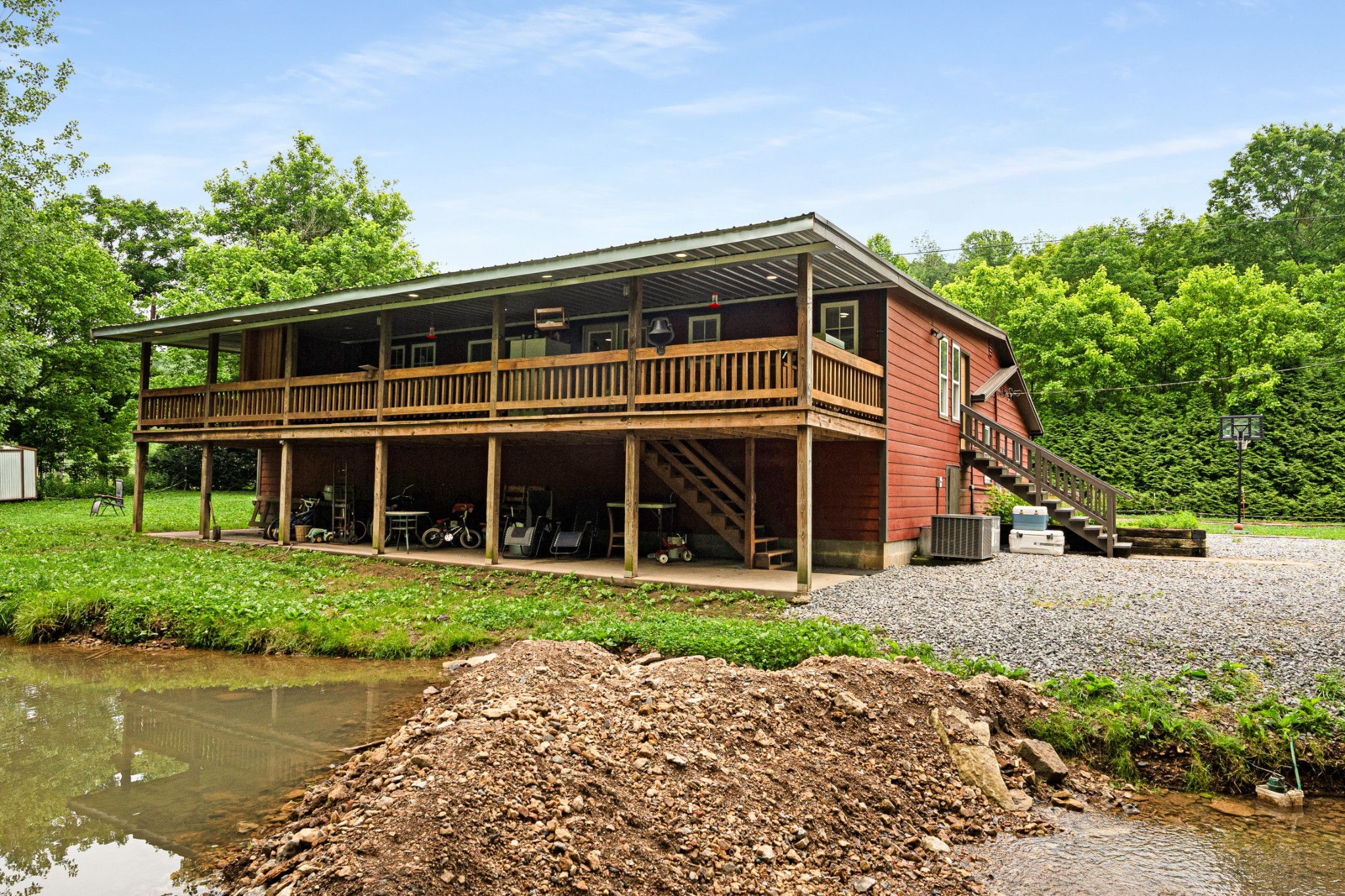 715 Rogues Fork Road Bethpage, TN 37022 - Photo 31 of 68 a front view of a house with a garden