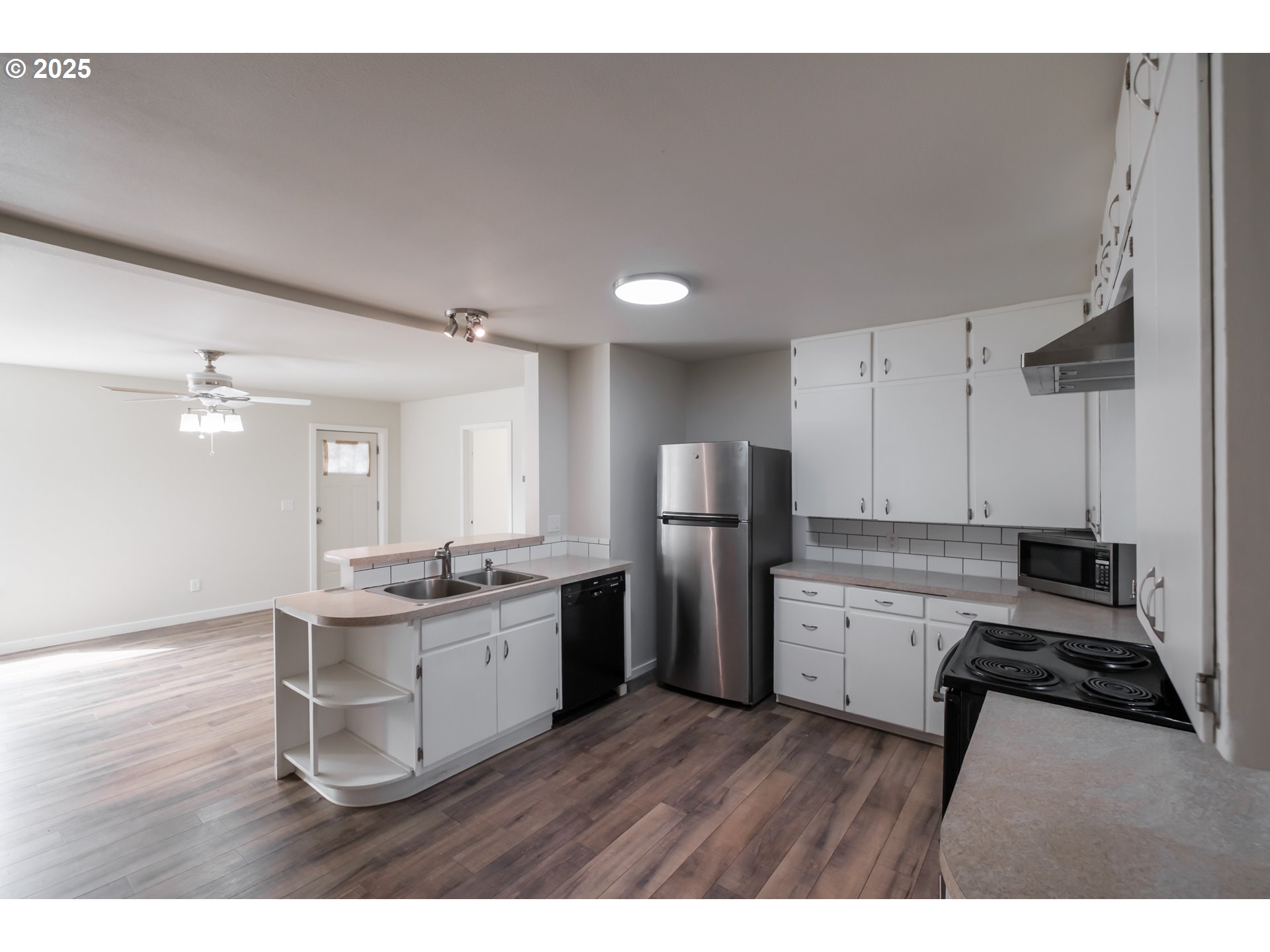 1825 Main Street Southeast Albany, OR 97322 - Photo 19 of 47