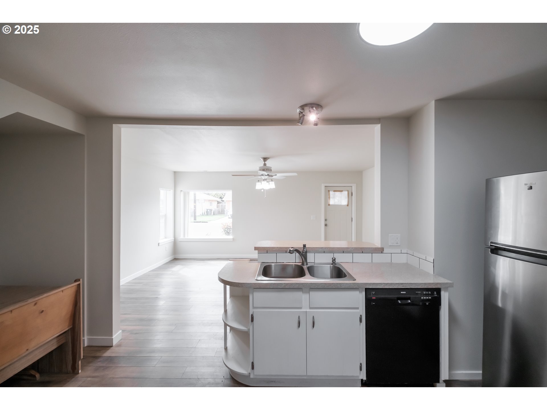 1825 Main Street Southeast Albany, OR 97322 - Photo 21 of 47