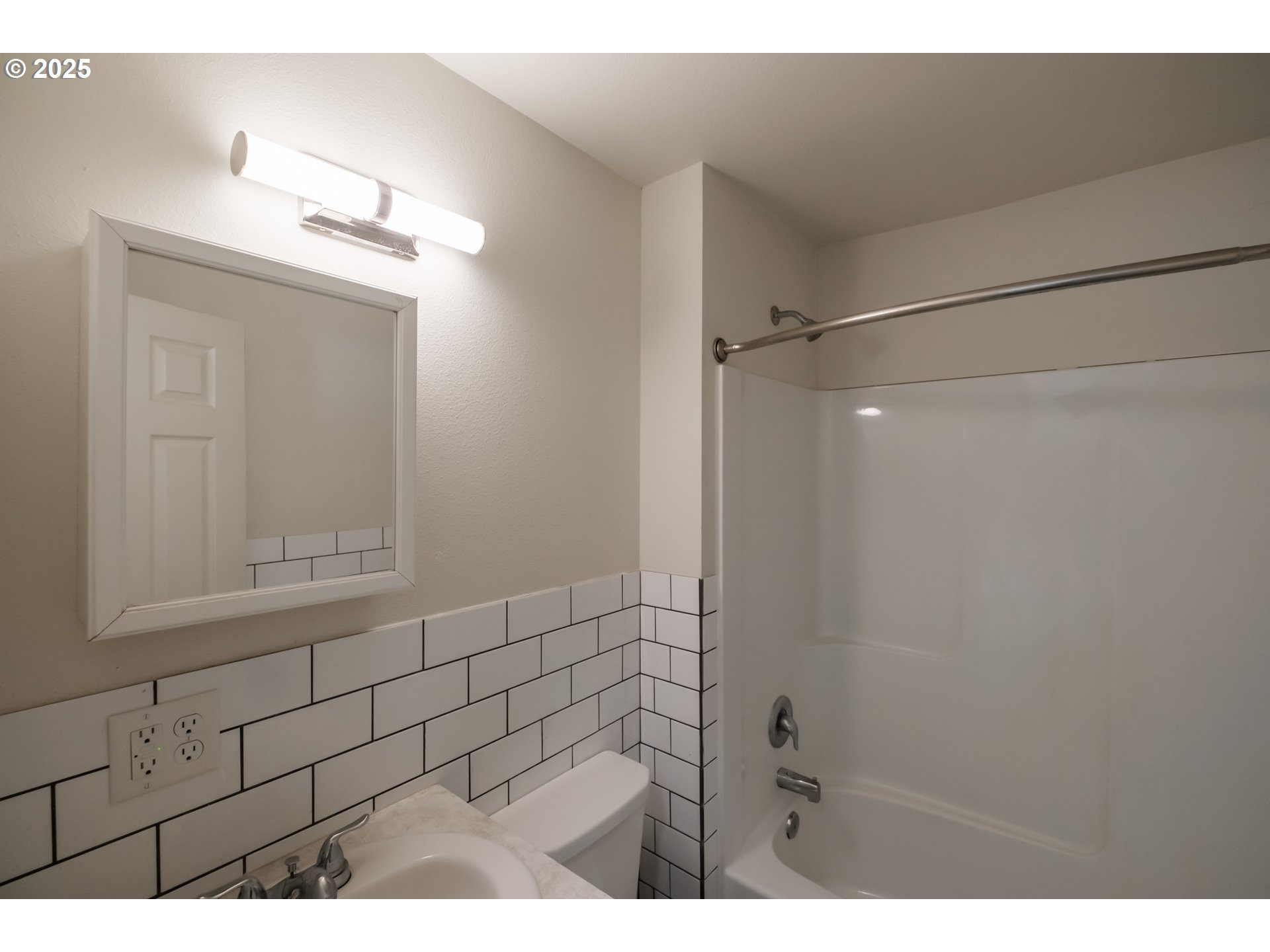 1825 Main Street Southeast Albany, OR 97322 - Photo 8 of 47