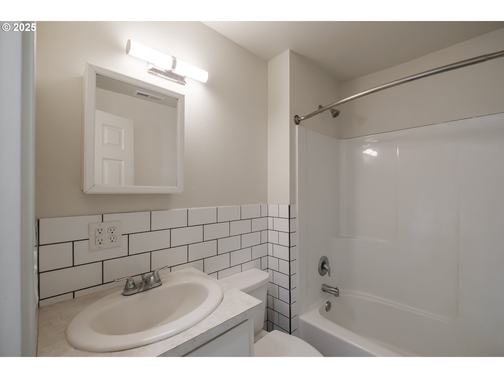 1825 Main Street Southeast Albany, OR 97322 - Photo 9 of 47