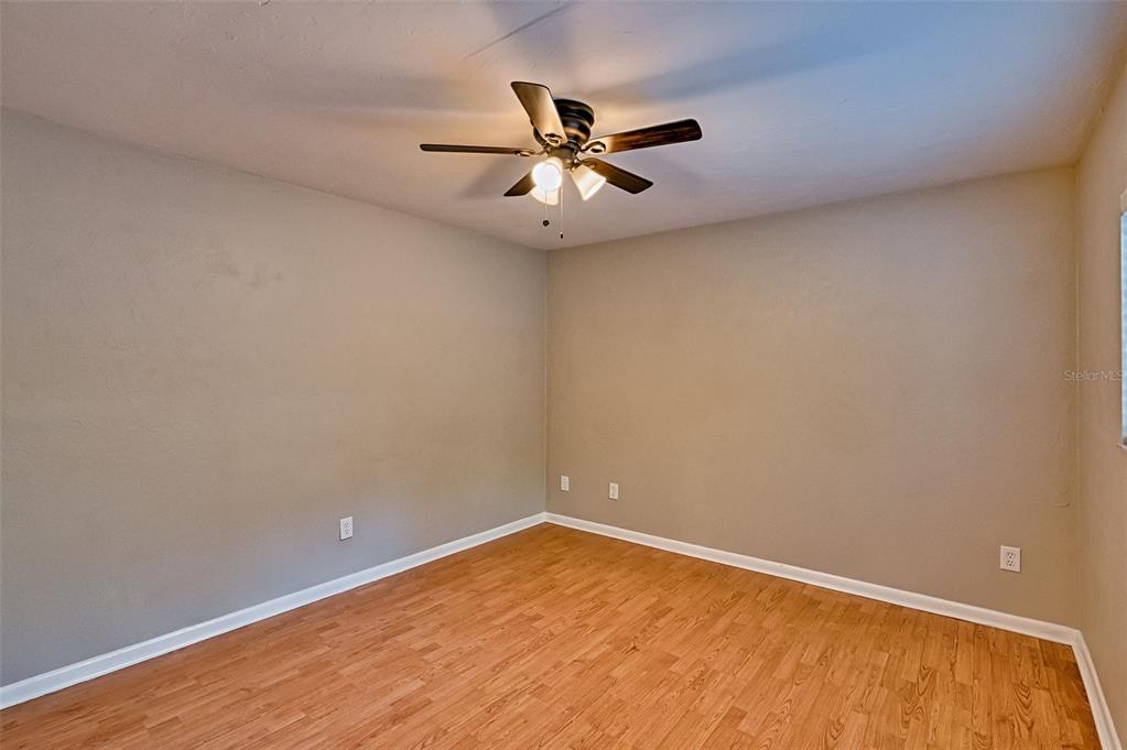 5422 Southwest 4th Place Gainesville, FL 32607 - Photo 15 of 29 a view of an empty room