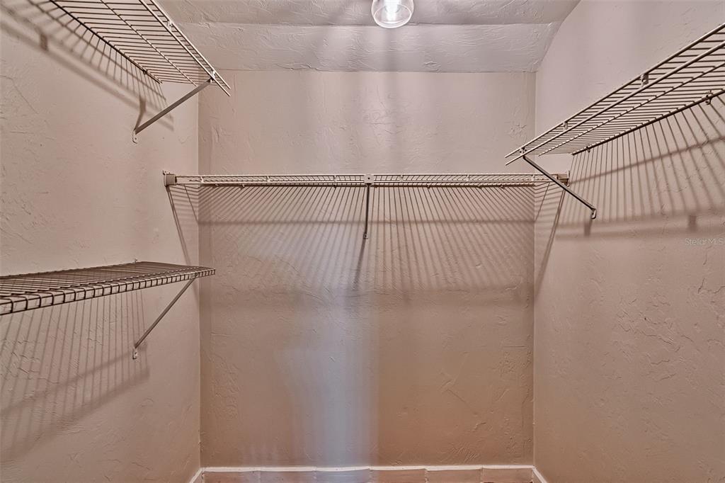 5422 Southwest 4th Place Gainesville, FL 32607 - Photo 20 of 29 a view of entryway