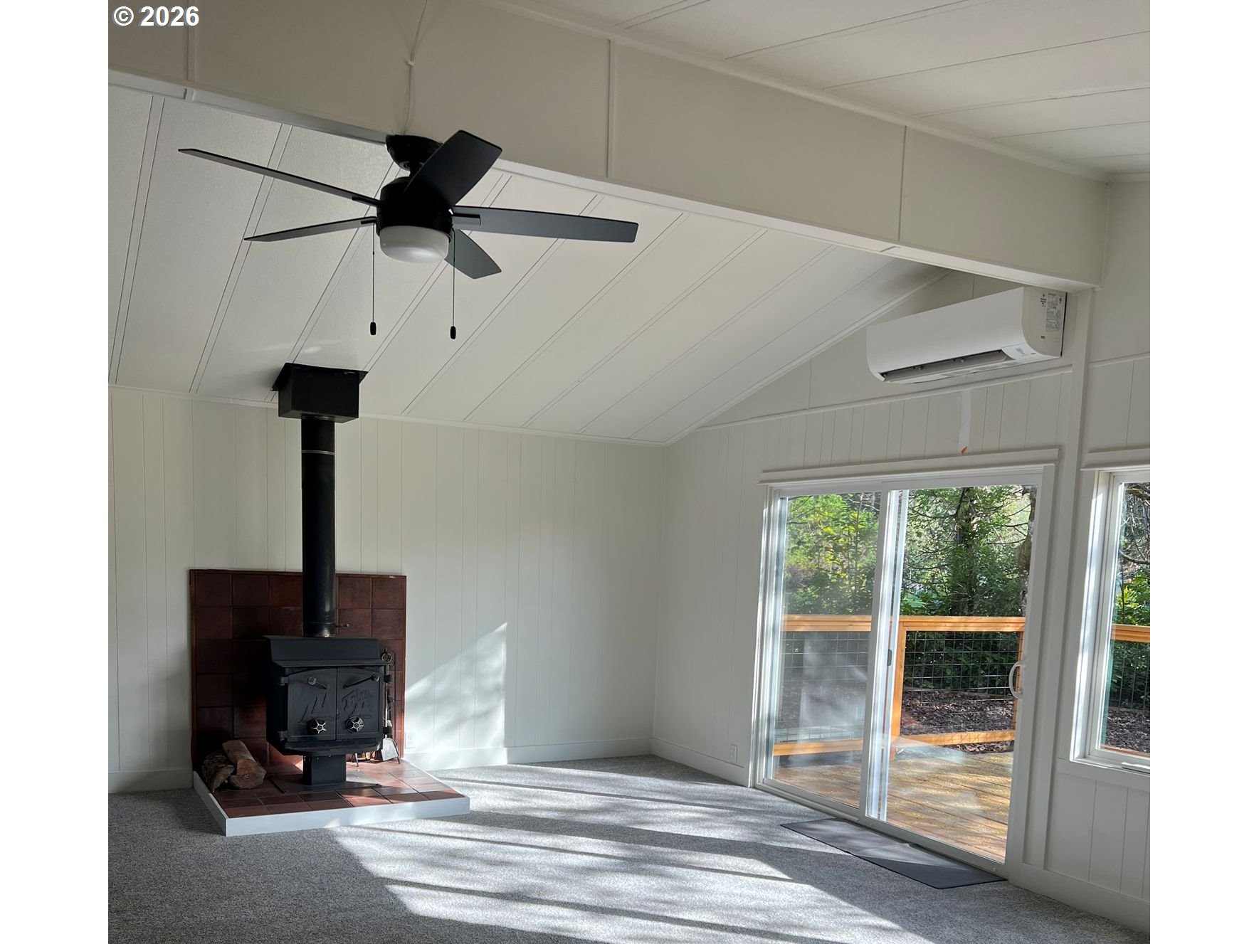 27256 Clear Lake Road Eugene, OR 97402 - Photo 12 of 22 Gallery Image 12