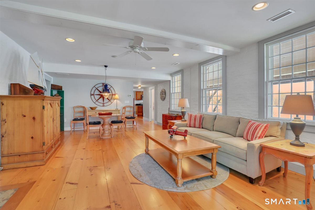 30 Knowles Road East Hampton, CT 06456 - Photo 26 of 40