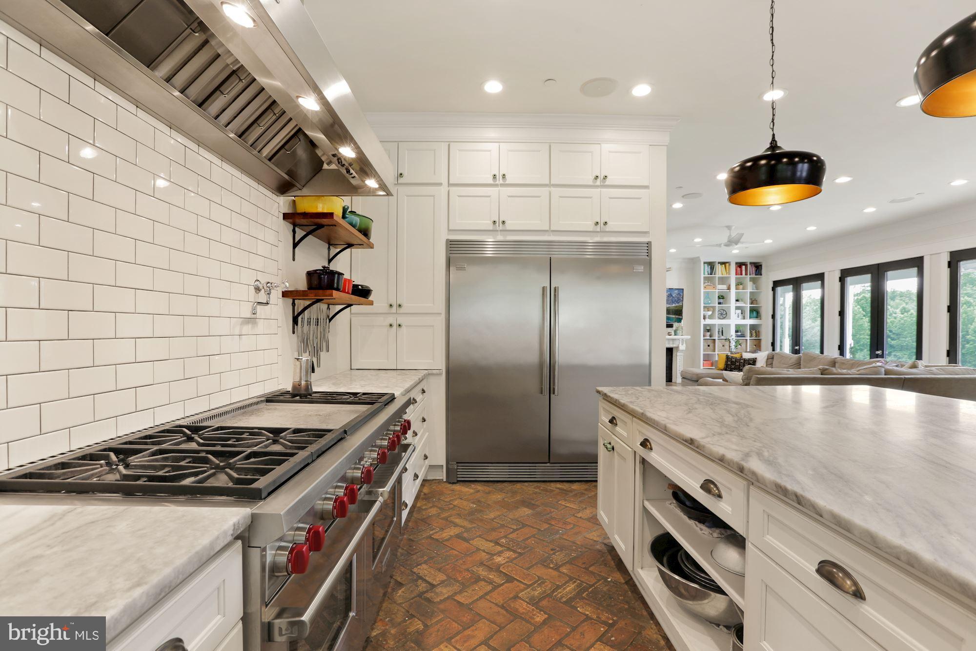 913 Governor Bridge Road Davidsonville, MD 21035 - Photo 34 of 118 Gourmet Kitchen