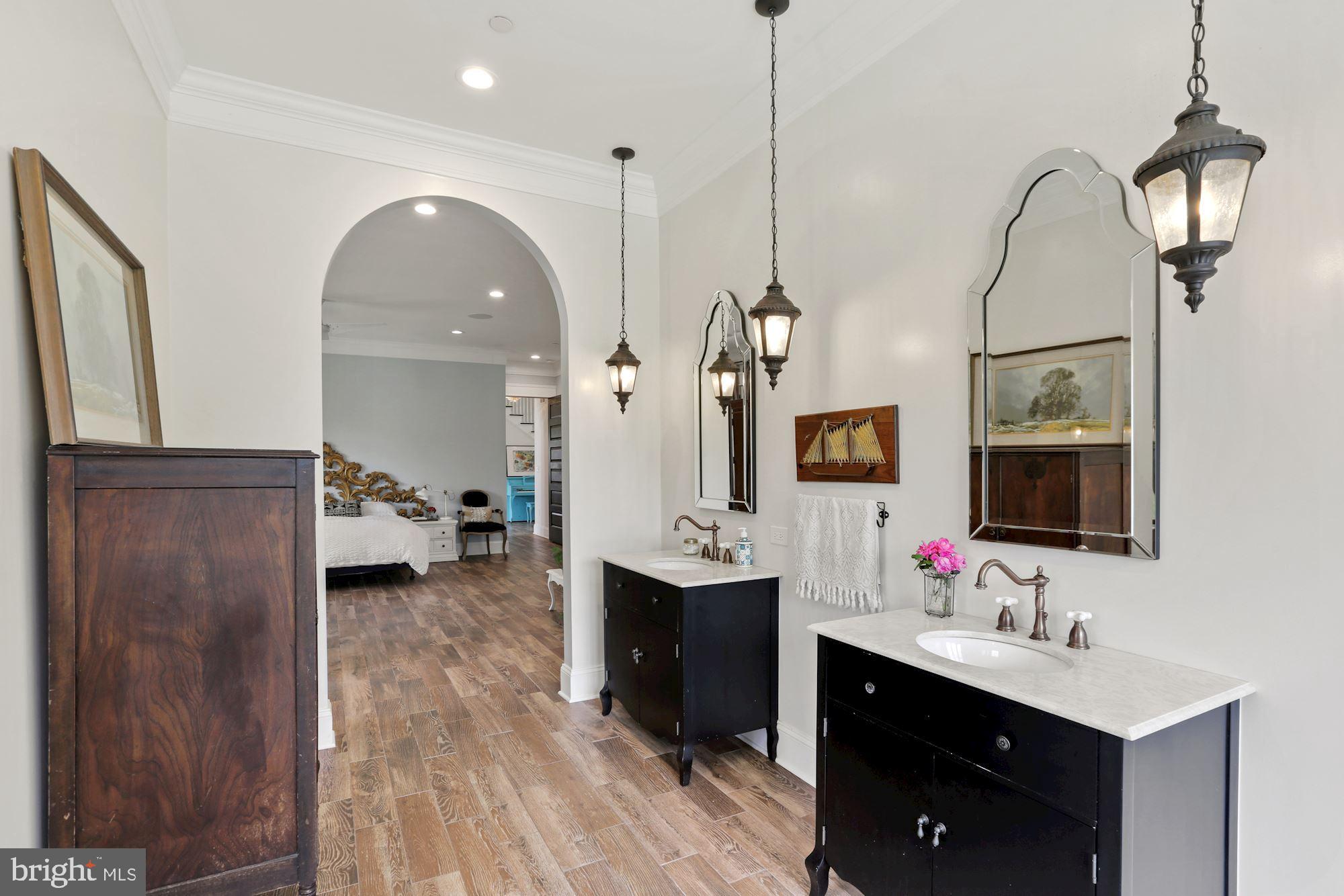 913 Governor Bridge Road Davidsonville, MD 21035 - Photo 41 of 118 En-Suite Primary Bath