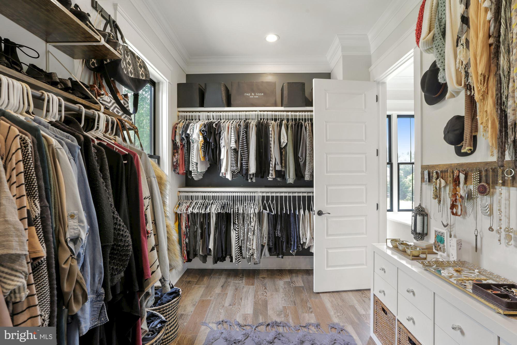 913 Governor Bridge Road Davidsonville, MD 21035 - Photo 46 of 118 Primary Walk in Closet