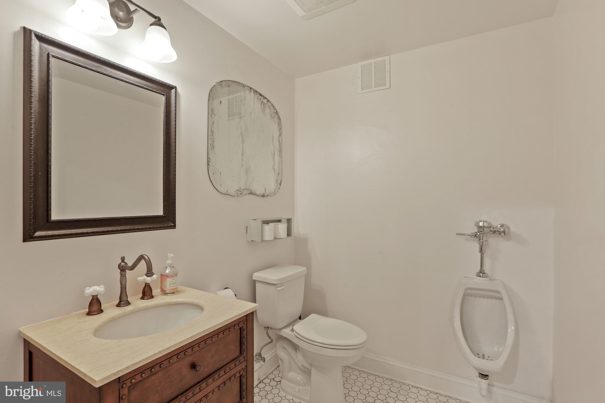 913 Governor Bridge Road Davidsonville, MD 21035 - Photo 74 of 118 1/2 Bath in Basement
